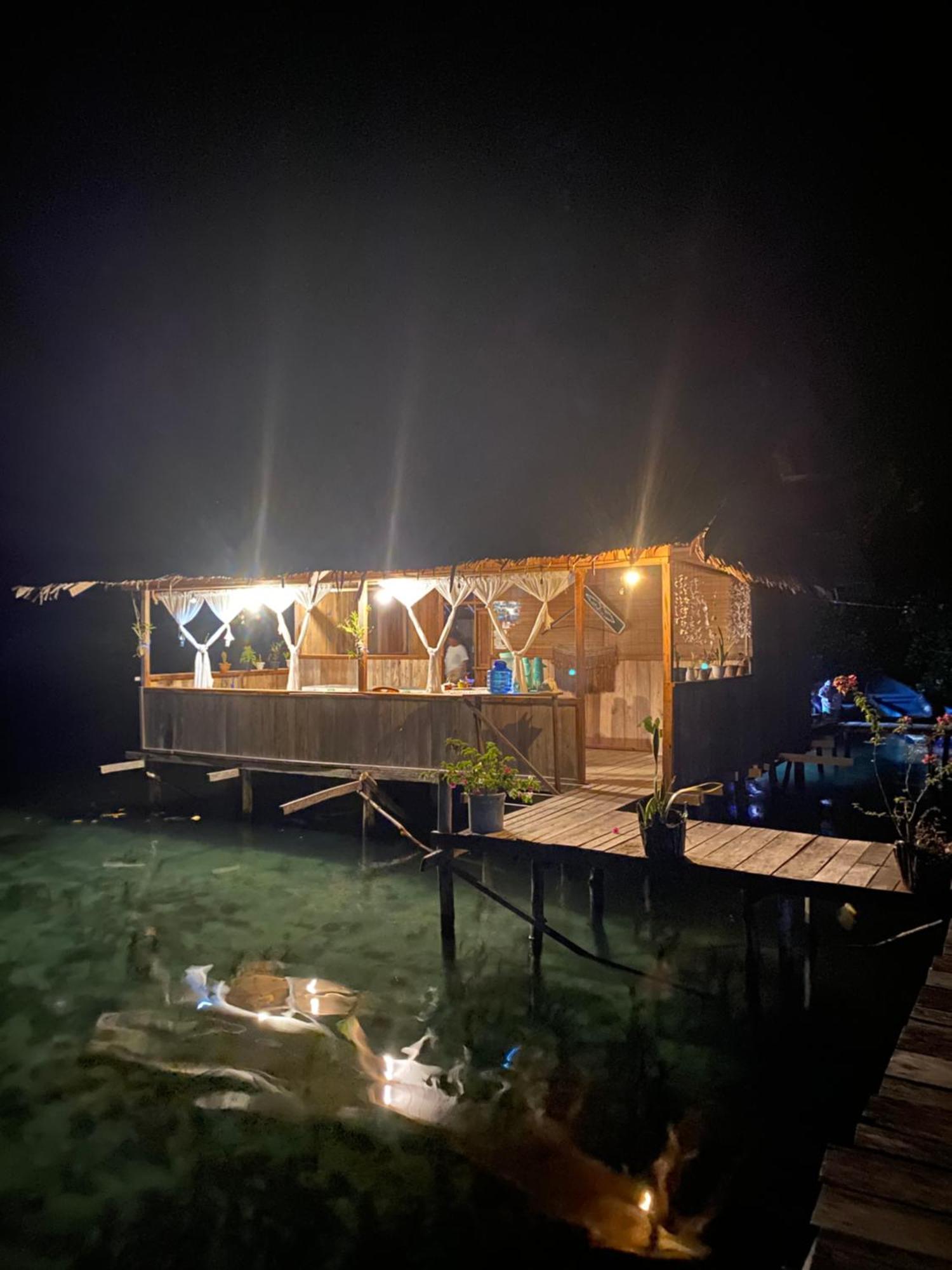 Nyanse Homestay - Raja Ampat Besir Exterior photo